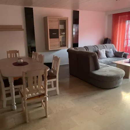 With Friends 1 شقة